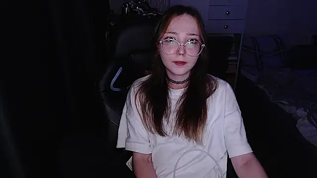 Snapshot of AmeliaKamishiro chatting on November 27, 2025, 9:33 am AmeliaKamishiro online show from November 27, 2025, 9:33 am