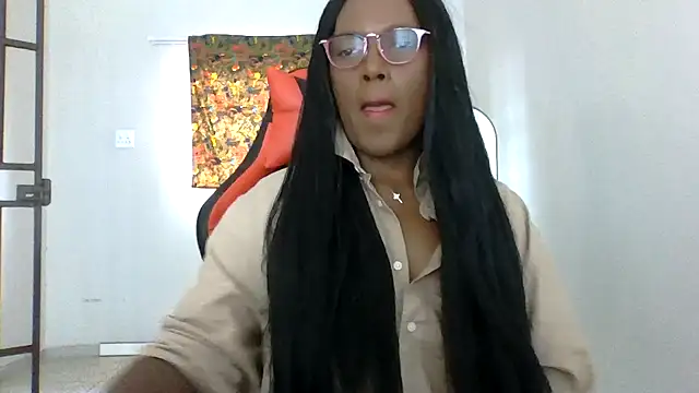 Snapshot of Malaika_Nkosi chatting on July 12, 2026, 9:33 am Malaika Nkosi online show from July 12, 2026, 9:33 am