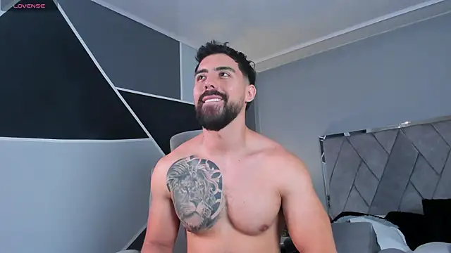 Markbrown online show from December 3, 2024, 11:24 pm