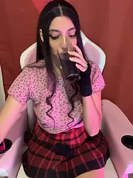 Felicia smok3 online show from March 18, 2026, 2:58 am