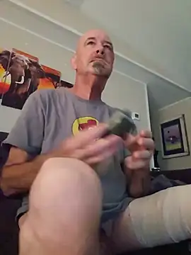Snapshot of scottym chatting on June 24, 2026, 12:04 pm scottym online show from June 24, 2026, 12:04 pm