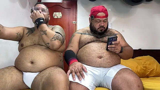 Latino bigcock online show from October 26, 2025, 9:10 pm