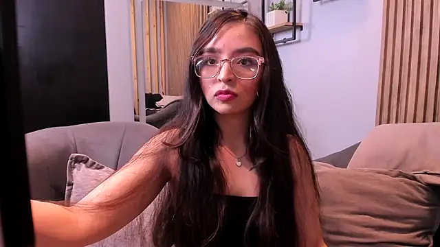 Eva Macalliter online show from November 15, 2025, 3:15 am