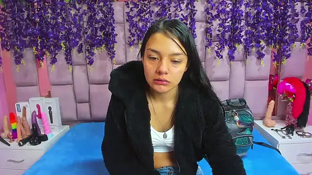 Snapshot of Bich_Anal_ chatting on January 3, 2025, 1:14 pm Bich Anal online show from January 3, 2025, 1:14 pm