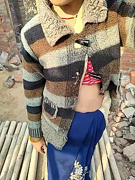 Snapshot of COUPLLE_VILLAGE chatting on February 12, 2026, 3:12 am COUPLLE VILLAGE online show from February 12, 2026, 3:12 am