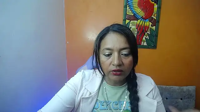 daleska ayala 1 online show from February 10, 2025, 6:35 pm