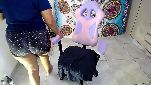 Snapshot of daleska_ayala_1 chatting on January 9, 2026, 8:43 pm daleska ayala 1 online show from January 9, 2026, 8:43 pm