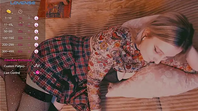 Snapshot of yoursugarbabe chatting on December 5, 2024, 6:11 pm yoursugarbabe online show from December 5, 2024, 6:11 pm