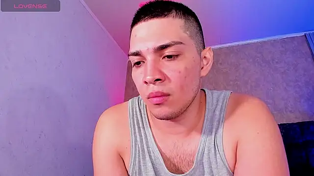 Snapshot of JUANDIAMONDS98 chatting on February 20, 2025, 1:30 pm JUANDIAMONDS98 online show from February 20, 2025, 1:30 pm