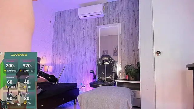 Snapshot of JUANDIAMONDS98 chatting on January 10, 2026, 7:26 pm JUANDIAMONDS98 online show from January 10, 2026, 7:26 pm