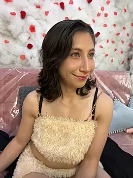 SkarletJhonson  online show from October 24, 2025, 8:33 am