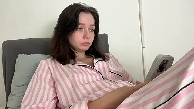 Snapshot of _liatris_ chatting on January 4, 2025, 3:17 pm liatris online show from January 4, 2025, 3:17 pm