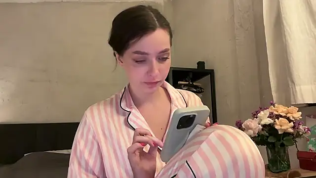 Snapshot of _liatris_ chatting on March 8, 2025, 11:37 am liatris online show from March 8, 2025, 11:37 am