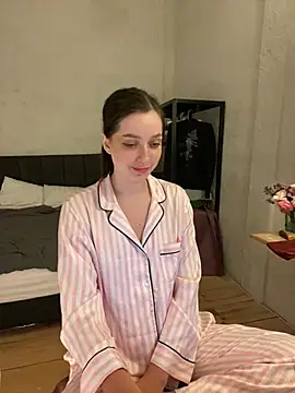 Snapshot of _liatris_ chatting on March 12, 2025, 11:42 am liatris online show from March 12, 2025, 11:42 am