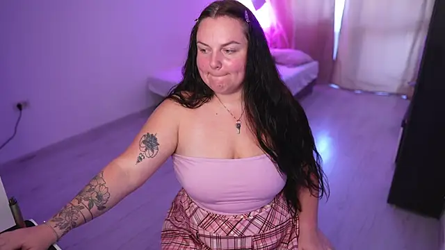 ameliaminkx online show from July 6, 2026, 3:14 pm