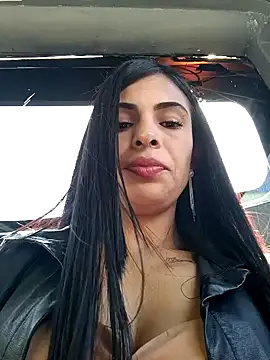 Snapshot of Astrid-- chatting on December 11, 2024, 3:15 pm Astrid-- online show from December 11, 2024, 3:15 pm
