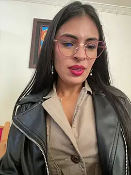 Astrid-- online show from April 17, 2026, 3:04 pm