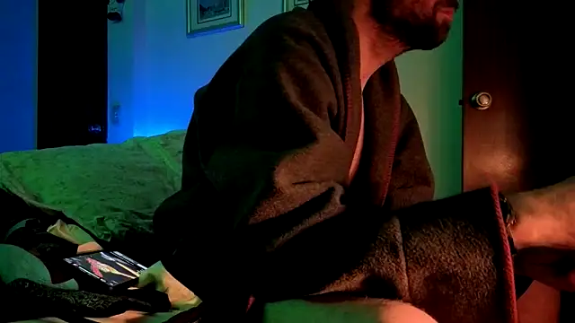 Snapshot of HandsumHungDaddy chatting on March 14, 2026, 11:48 am HandsumHungDaddy online show from March 14, 2026, 11:48 am