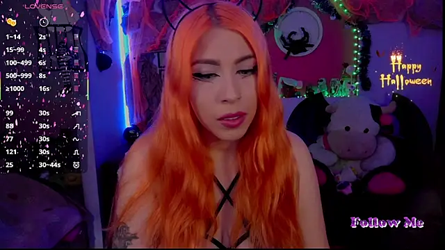 Snapshot of ValentinaMiller_ chatting on October 27, 2025, 5:50 pm ValentinaMiller online show from October 27, 2025, 5:50 pm