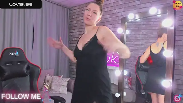 SarahCoksss online show from March 2, 2025, 4:07 am