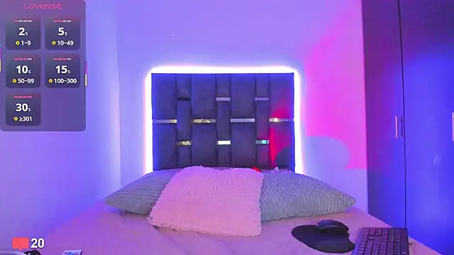  amber 07 online show from November 15, 2025, 9:39 am