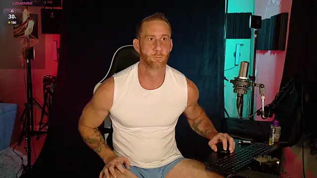 Snapshot of FiftyShadez chatting on October 11, 2025, 3:21 pm FiftyShadez online show from October 11, 2025, 3:21 pm