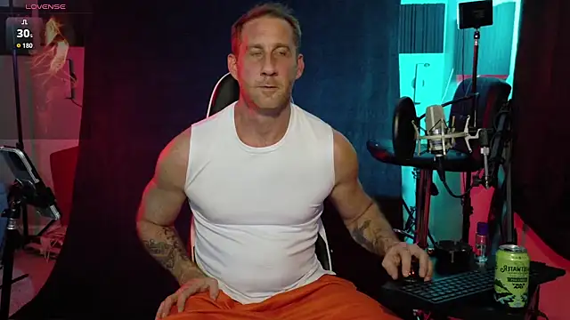 Snapshot of FiftyShadez chatting on December 21, 2025, 1:46 am FiftyShadez online show from December 21, 2025, 1:46 am