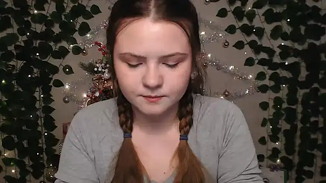 Snapshot of IxxiLiana chatting on December 28, 2024, 4:08 am IxxiLiana online show from December 28, 2024, 4:08 am