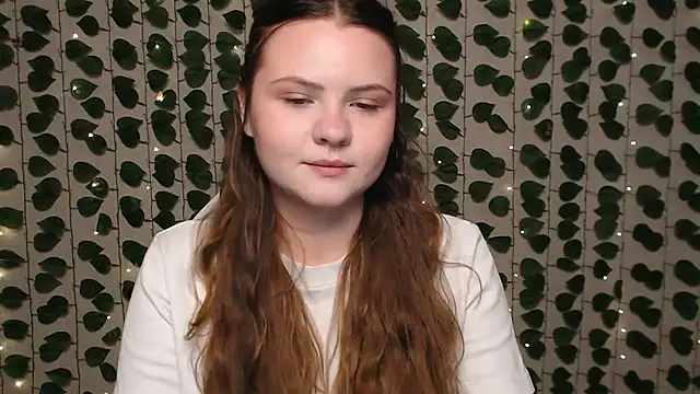 Snapshot of IxxiLiana chatting on January 6, 2025, 4:04 am IxxiLiana online show from January 6, 2025, 4:04 am