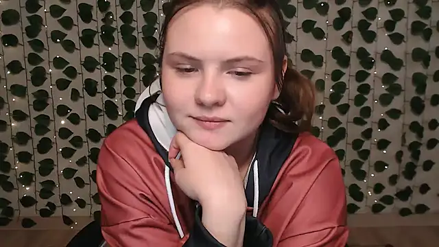 Snapshot of IxxiLiana chatting on February 16, 2025, 7:48 am IxxiLiana online show from February 16, 2025, 7:48 am
