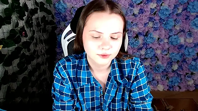 Snapshot of IxxiLiana chatting on September 10, 2025, 5:07 am IxxiLiana online show from September 10, 2025, 5:07 am