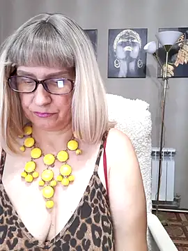 koroleva70 online show from September 23, 2025, 10:18 am