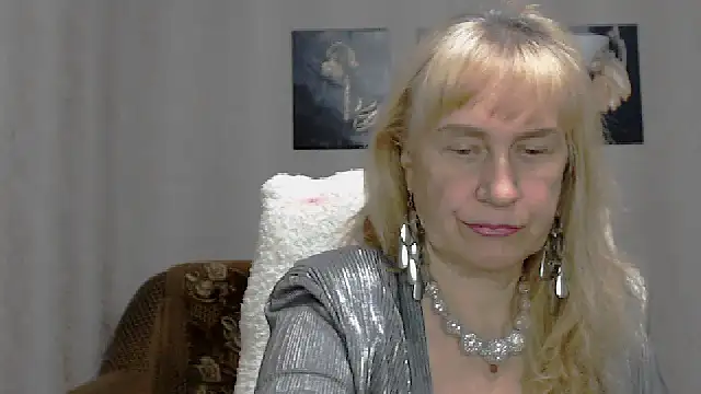 koroleva70 online show from September 29, 2025, 5:51 pm