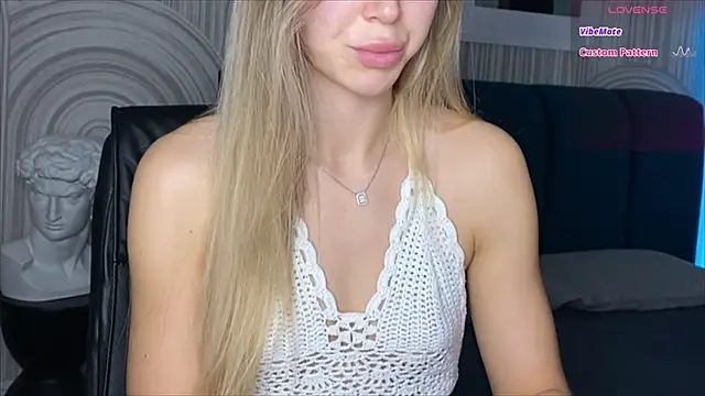 Snapshot of viviann_evans chatting on September 22, 2025, 1:07 am viviann evans online show from September 22, 2025, 1:07 am