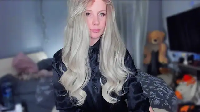 Snapshot of KlementinaBbG chatting on February 7, 2026, 9:18 pm KlementinaBbG online show from February 7, 2026, 9:18 pm