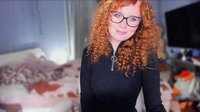 Snapshot of KlementinaBbG chatting on February 18, 2026, 8:49 pm KlementinaBbG online show from February 18, 2026, 8:49 pm