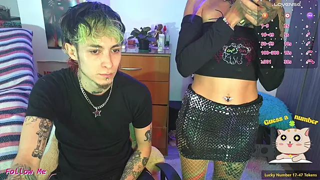 Snapshot of badeyes_crazygoat chatting on November 14, 2025, 8:29 pm badeyes crazygoat online show from November 14, 2025, 8:29 pm