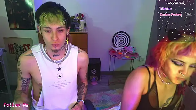 Snapshot of badeyes_crazygoat chatting on November 21, 2025, 1:15 am badeyes crazygoat online show from November 21, 2025, 1:15 am