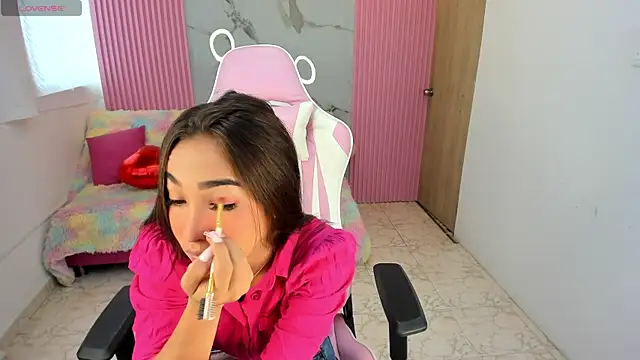 Snapshot of Abby15_ chatting on February 26, 2025, 12:03 pm Abby15 online show from February 26, 2025, 12:03 pm
