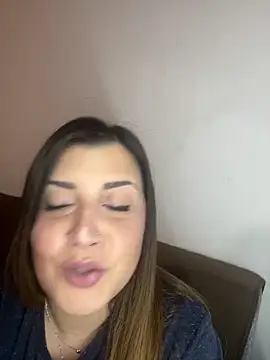 Snapshot of Novababy18 chatting on December 4, 2024, 10:41 pm Novababy18 online show from December 4, 2024, 10:41 pm