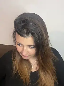 Snapshot of Novababy18 chatting on December 28, 2024, 11:26 pm Novababy18 online show from December 28, 2024, 11:26 pm