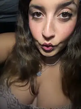 Snapshot of Novababy18 chatting on September 26, 2025, 10:36 pm Novababy18 online show from September 26, 2025, 10:36 pm