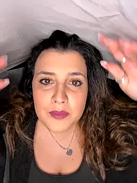 Snapshot of Novababy18 chatting on December 16, 2025, 10:15 pm Novababy18 online show from December 16, 2025, 10:15 pm