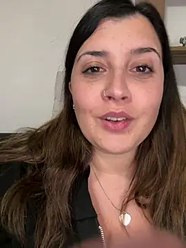 Snapshot of Novababy18 chatting on January 11, 2026, 10:26 pm Novababy18 online show from January 11, 2026, 10:26 pm