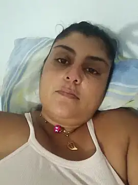 Snapshot of AlyDenalioficial chatting on March 2, 2025, 8:40 pm AlyDenalioficial online show from March 2, 2025, 8:40 pm