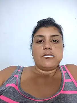 Snapshot of AlyDenalioficial chatting on December 17, 2025, 5:41 pm AlyDenalioficial online show from December 17, 2025, 5:41 pm