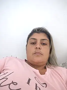 Snapshot of AlyDenalioficial chatting on February 18, 2026, 3:08 pm AlyDenalioficial online show from February 18, 2026, 3:08 pm