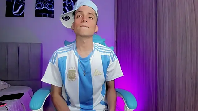 jake and joaquin online show from September 9, 2025, 2:44 am