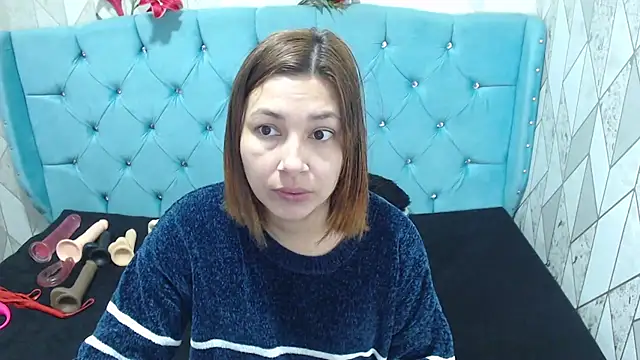 Snapshot of AdaFawxx chatting on February 18, 2025, 1:10 am AdaFawxx online show from February 18, 2025, 1:10 am