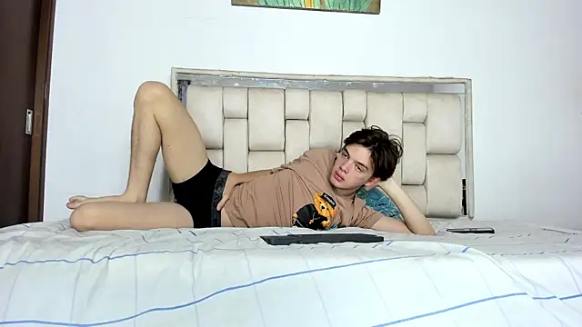 daniel hot03 online show from July 10, 2026, 1:25 pm